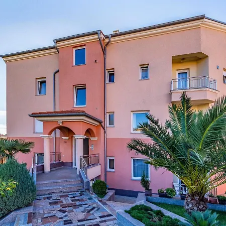 Istriensonne - Veruda Mit Grillterrasse Apartment *